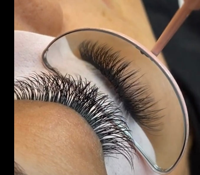 YY Lash Trays